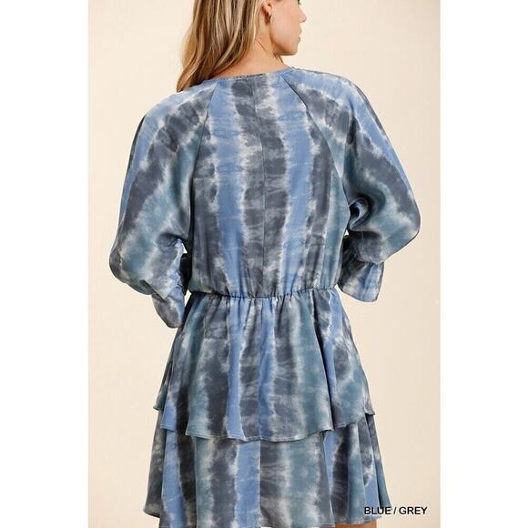 Umgee Tie Dye V Neck Tiered Layered Mini Dress Cuffed Sleeve Size M - Picture 3 of 3